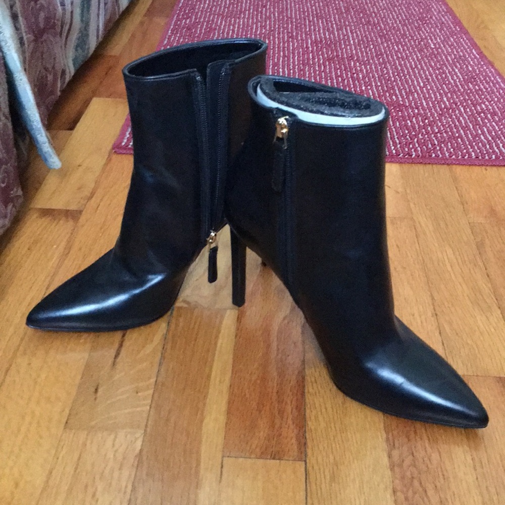 Nine West leather boots. Brand new!